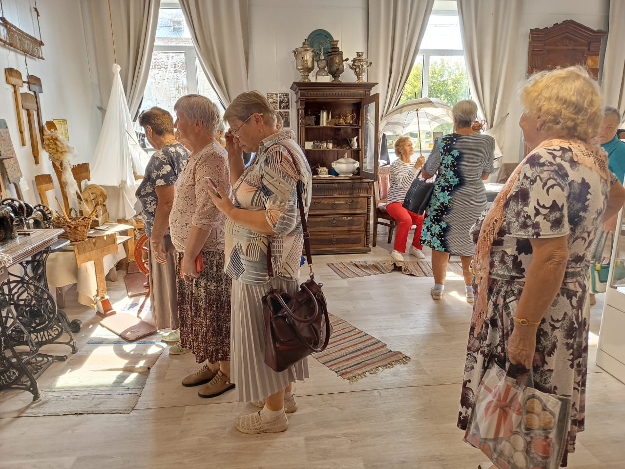 1eed66c0-548a-4cca-b811-b77ceab25c3d