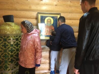 В музей Святого Алексия потянулись паломники