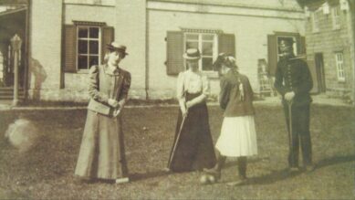 Отрывки из дневника моей Аси  (о наследии Александры Валерьевны Демидовой)